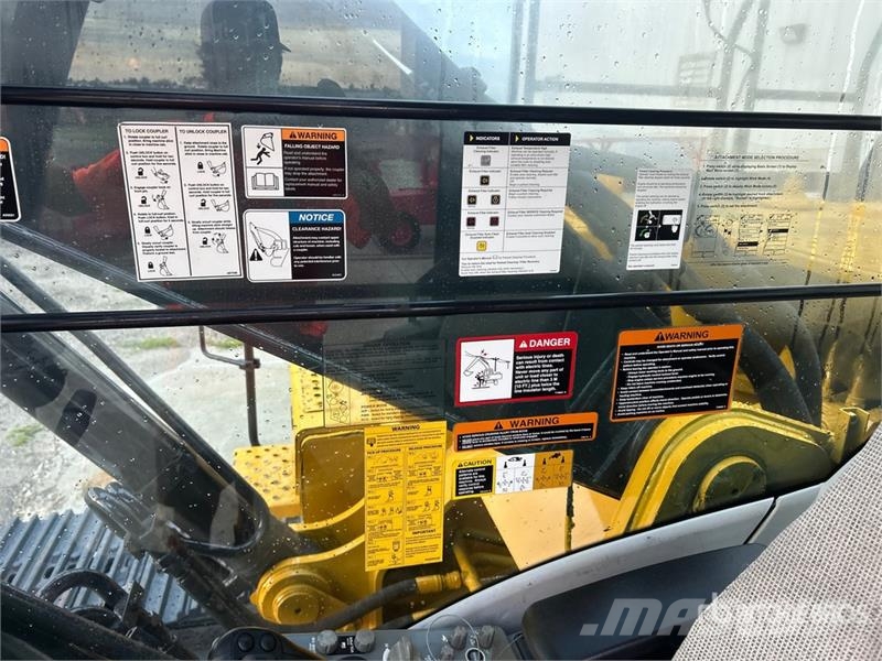 John Deere 350G LC Tracked Excavator حفارات زحافة