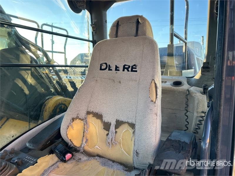 John Deere 350G LC Tracked Excavator Roomikekskavaatorid