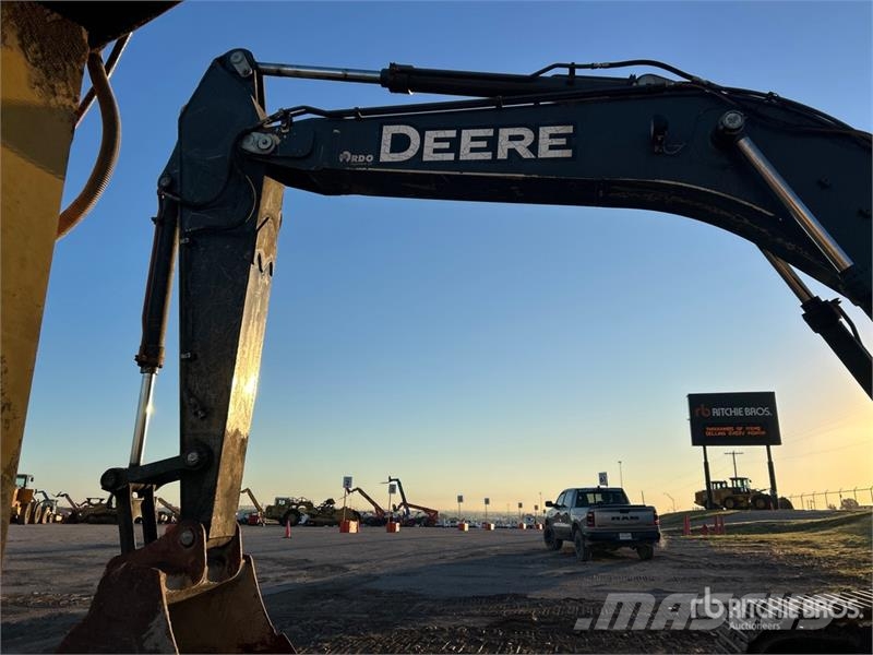 John Deere 350G LC Tracked Excavator Roomikekskavaatorid