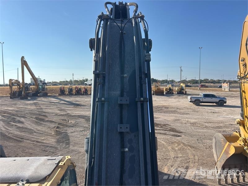 John Deere 350G LC Tracked Excavator Kāpurķēžu ekskavatori