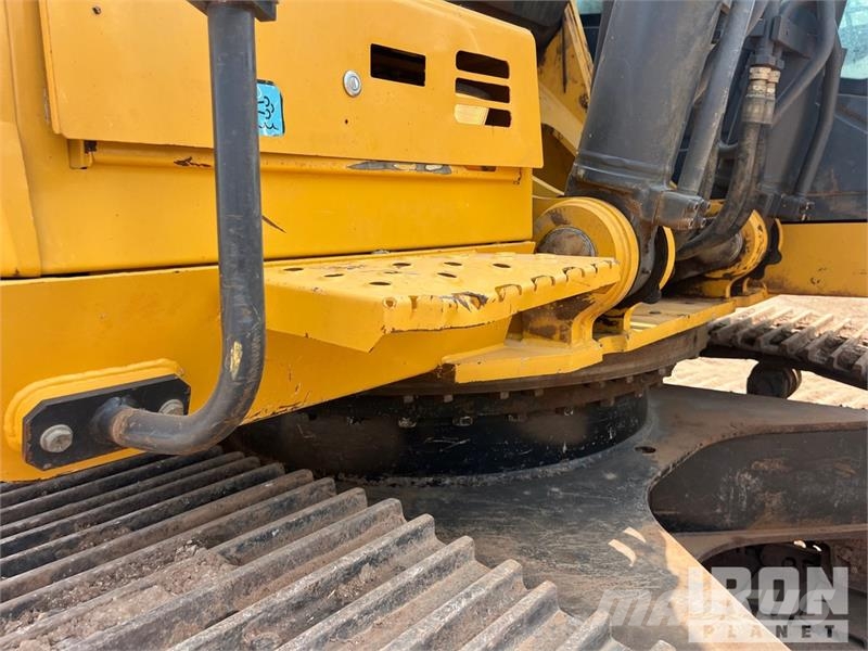 John Deere 350G LC Tracked Excavator Paletli ekskavatörler