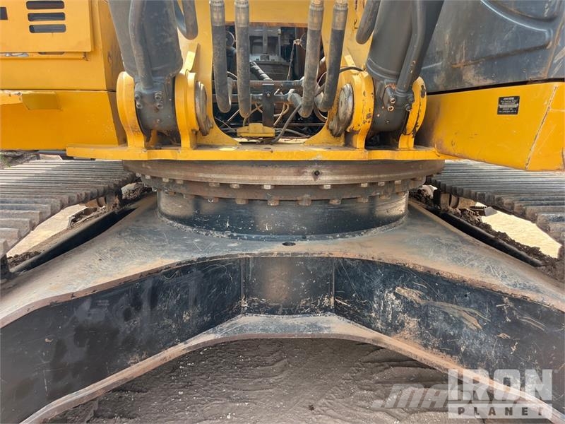 John Deere 350G LC Tracked Excavator Paletli ekskavatörler