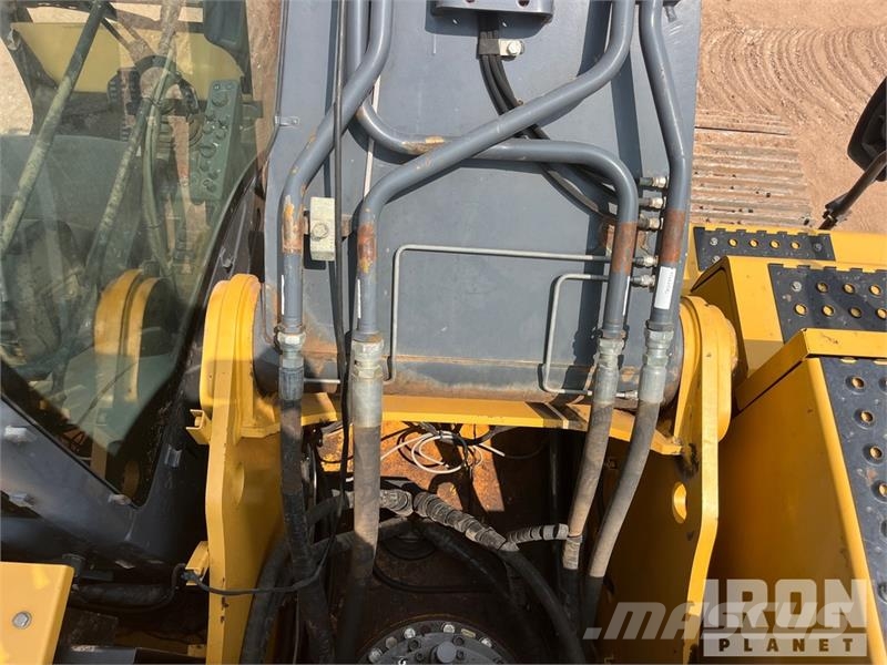 John Deere 350G LC Tracked Excavator Paletli ekskavatörler
