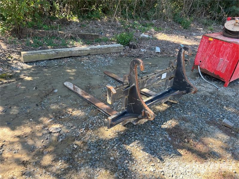 John Deere 37 in Backhoe Forks Vilice