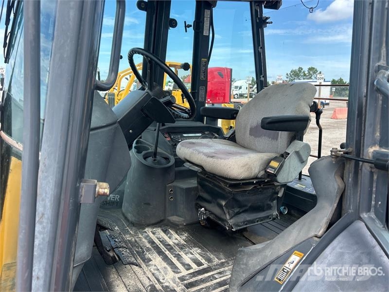 John Deere 410G Ekskavatori-iekrāvēji