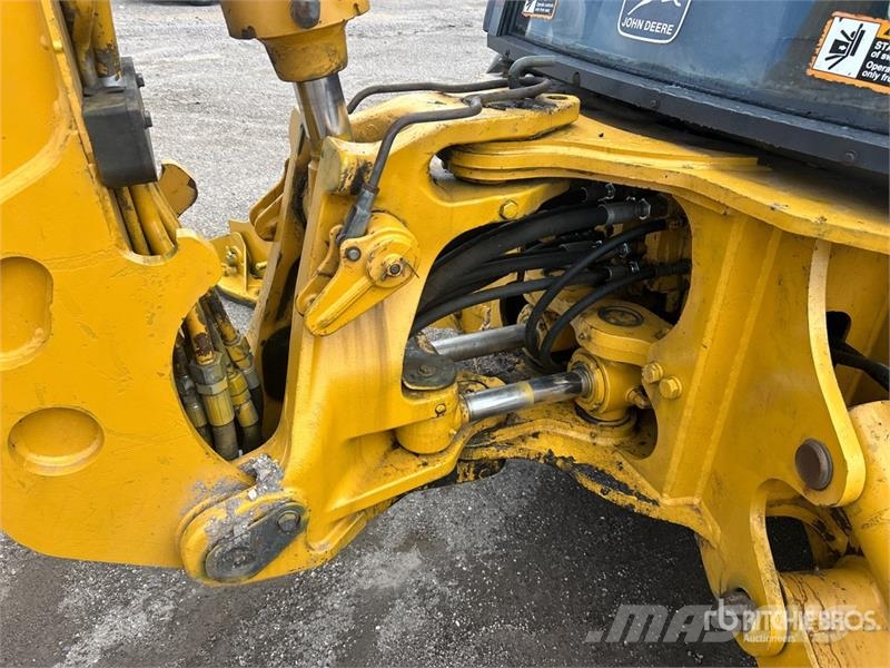 John Deere 410G Ekskavatori-iekrāvēji