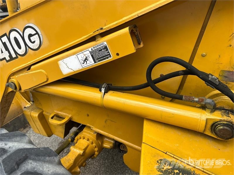 John Deere 410G Ekskavatori-iekrāvēji