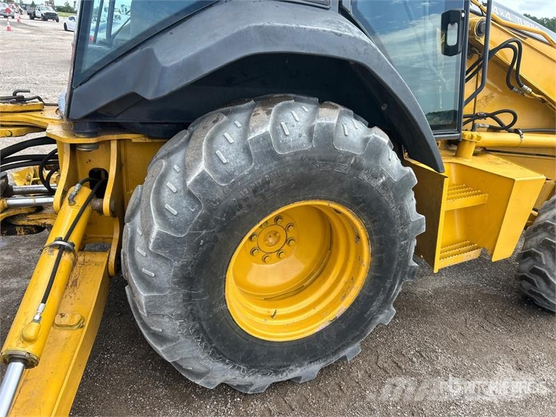 John Deere 410G Ekskavatori-iekrāvēji