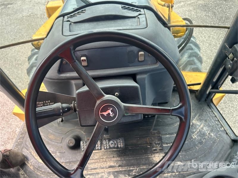 John Deere 410G Ekskavatori-iekrāvēji