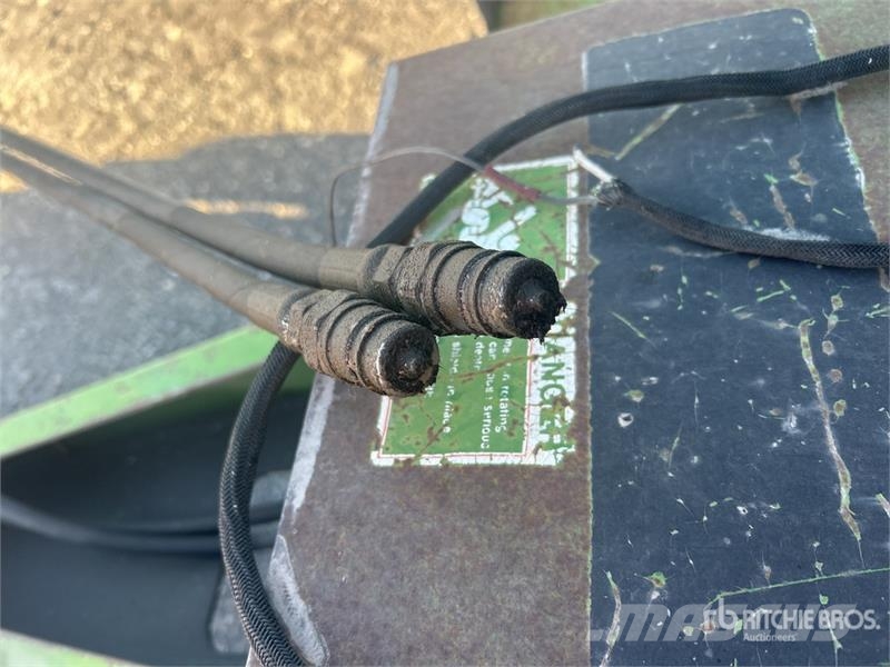 John Deere 435 Рулонные пресс-подборщики