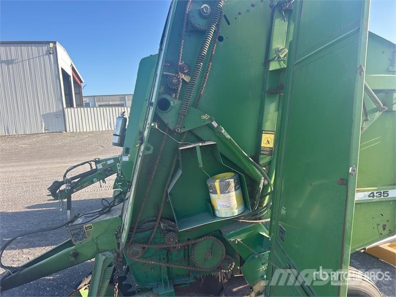 John Deere 435 Рулонные пресс-подборщики