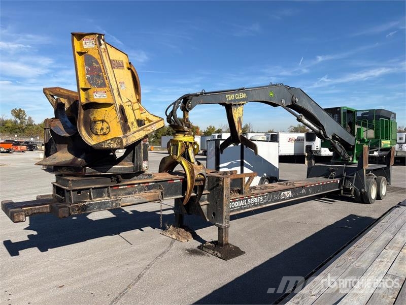 John Deere 437C Mežizstrāde- Citi