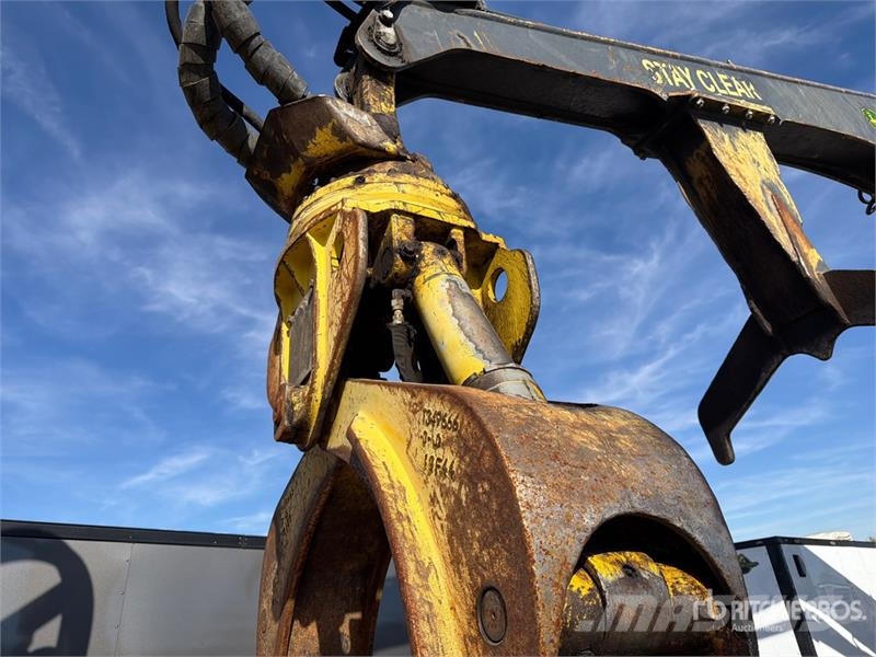 John Deere 437C Mežizstrāde- Citi