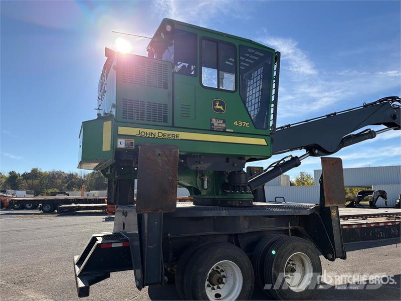 John Deere 437C Mežizstrāde- Citi