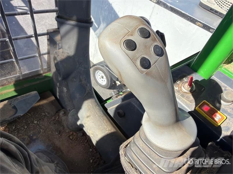 John Deere 437C Mežizstrāde- Citi