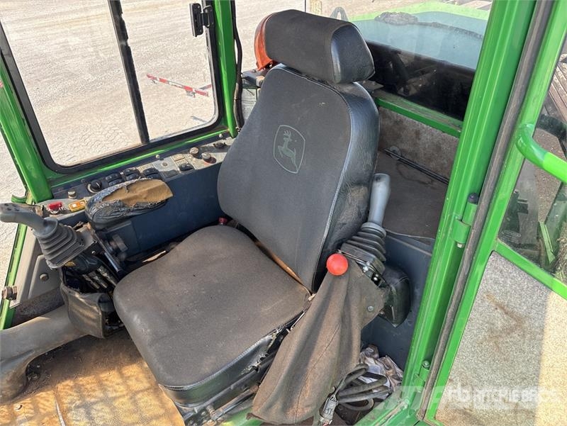 John Deere 437E Trailer Mounted Log Loader Incarcatoare forestiere