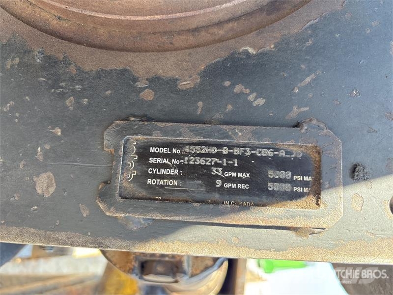 John Deere 437E Trailer Mounted Log Loader Incarcatoare forestiere
