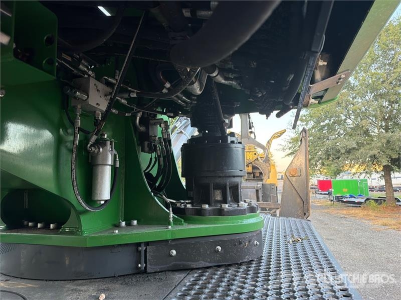 John Deere 437E Trailer Mounted Butt-n-Top Trailer Mounted Lo Горско стопанство - Други