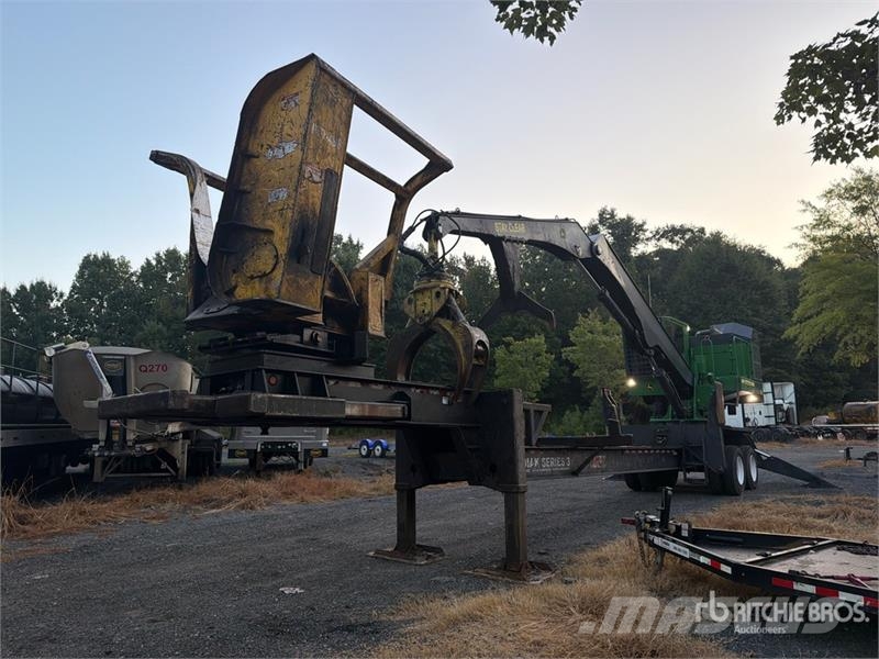 John Deere 437E Trailer Mounted Butt-n-Top Trailer Mounted Lo Горско стопанство - Други