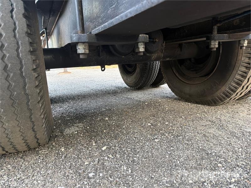 John Deere 437E Trailer Mounted Butt-n-Top Trailer Mounted Lo Горско стопанство - Други