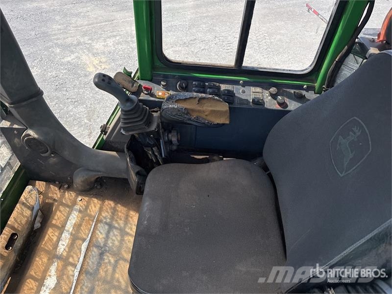 John Deere 437E Trailer Mounted Log Loader Incarcatoare forestiere