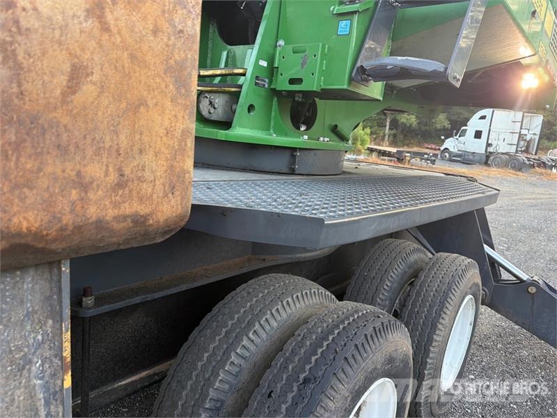 John Deere 437E Trailer Mounted Butt-n-Top Trailer Mounted Lo Горско стопанство - Други