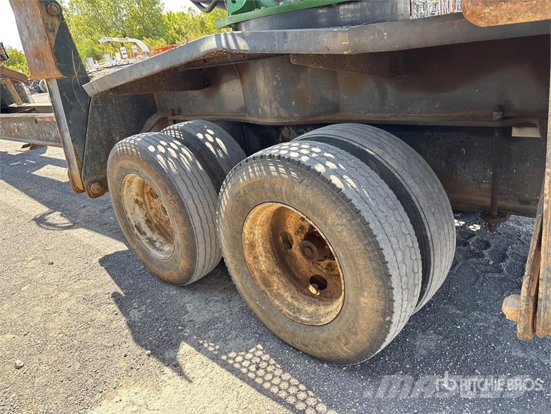 John Deere 437E Trailer Mounted Log Loader Incarcatoare forestiere