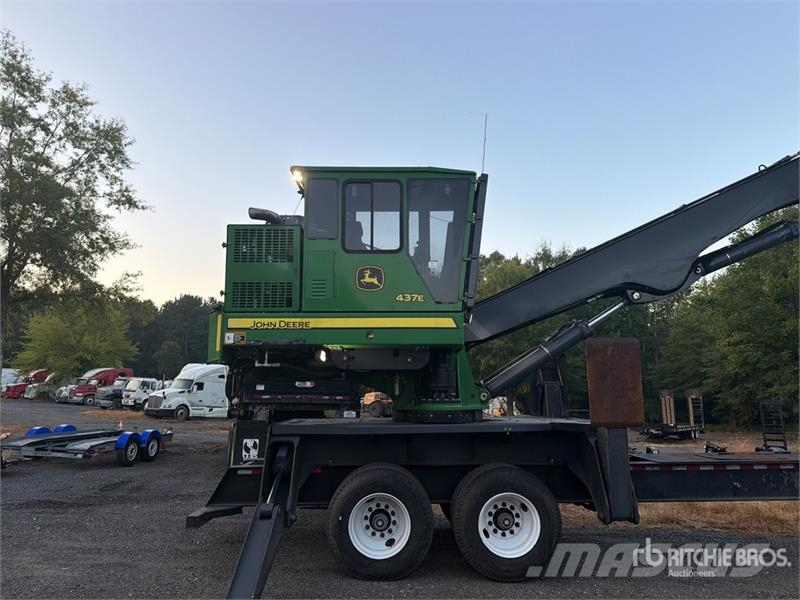 John Deere 437E Trailer Mounted Butt-n-Top Trailer Mounted Lo Горско стопанство - Други