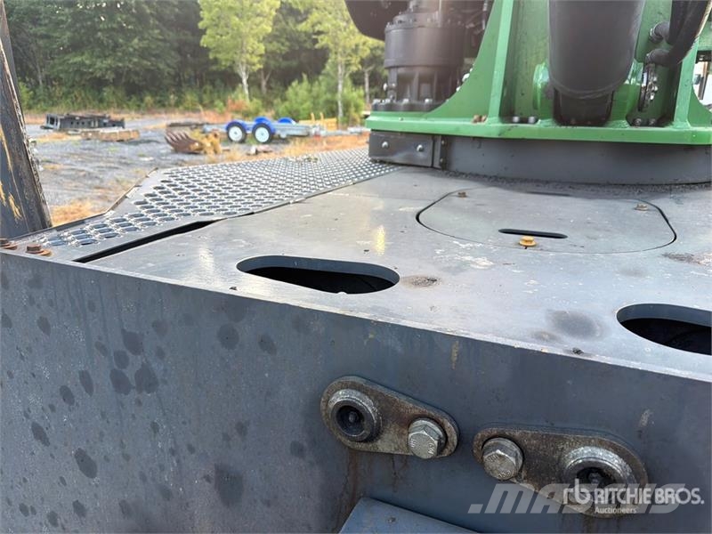 John Deere 437E Trailer Mounted Butt-n-Top Trailer Mounted Lo Горско стопанство - Други