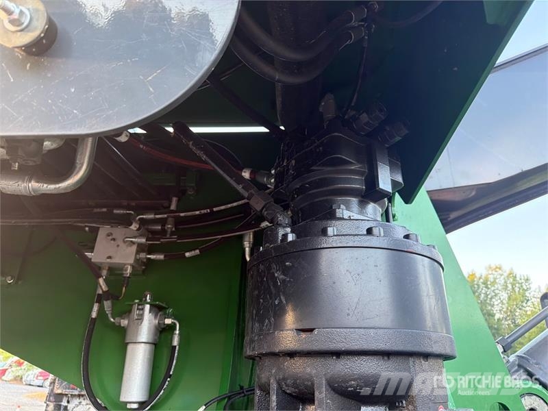 John Deere 437E Trailer Mounted Butt-n-Top Trailer Mounted Lo Горско стопанство - Други