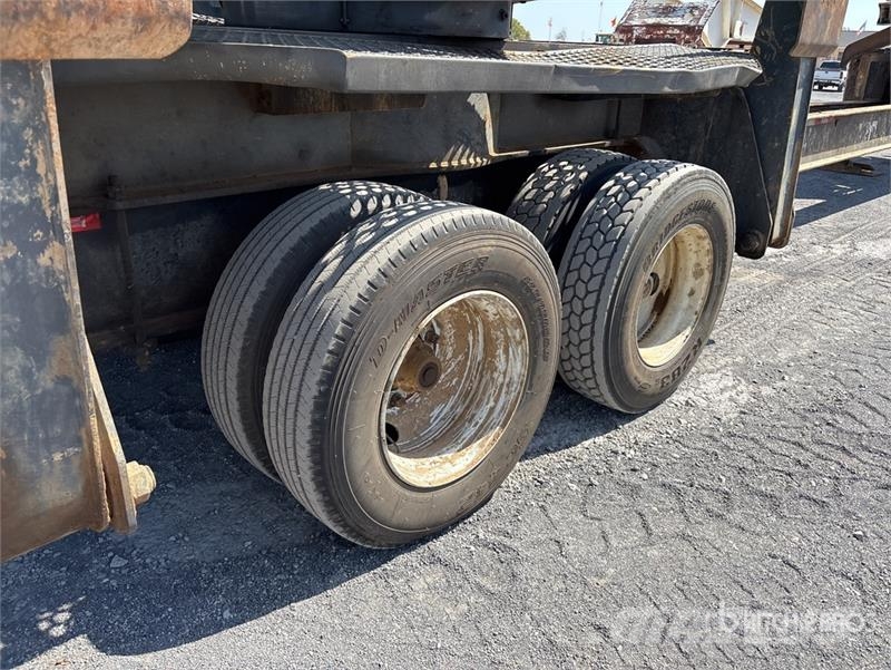 John Deere 437E Trailer Mounted Log Loader Incarcatoare forestiere