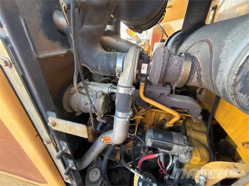 John Deere 444J Wheel loaders