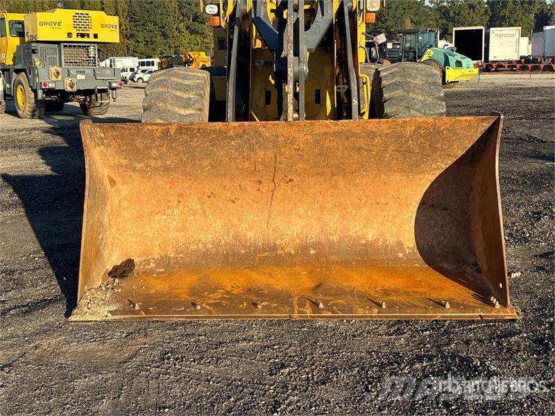 John Deere 444J Wheel loaders