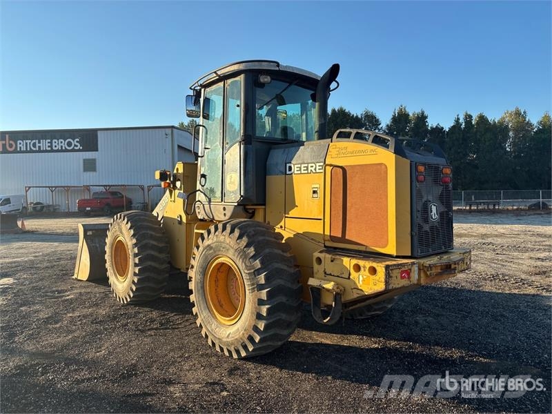 John Deere 444J Wheel loaders