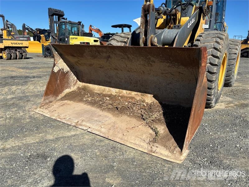 John Deere 444K Wheel Loader Wheel loaders