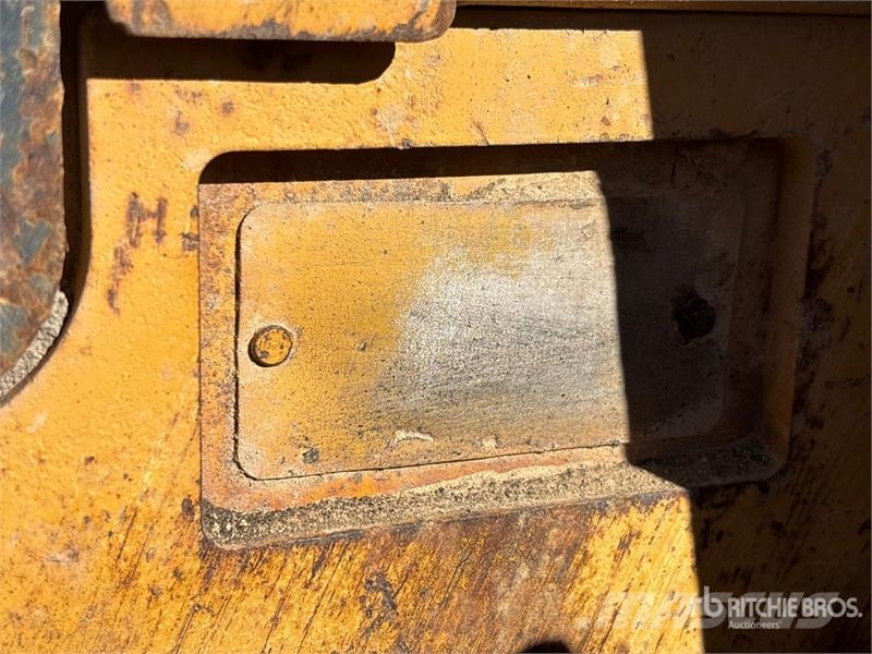 John Deere 450H LGP Crawler dozers