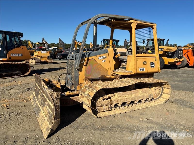 John Deere 450H LGP Crawler dozers