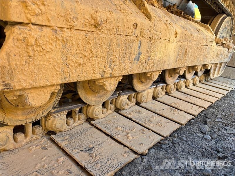 John Deere 450H LGP Crawler dozers