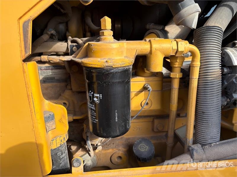 John Deere 450J LT Buldožerji goseničarji