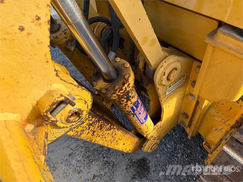 John Deere 450J LT Buldožerji goseničarji