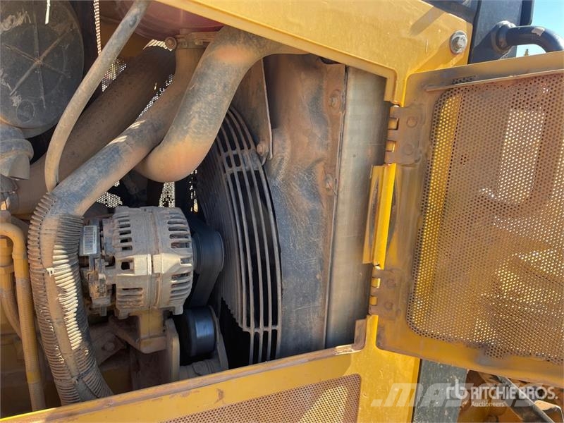 John Deere 450J LT Dozere Beltegående