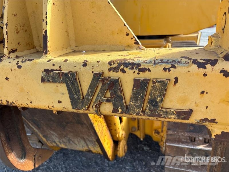 John Deere 450J LT Buldožerji goseničarji