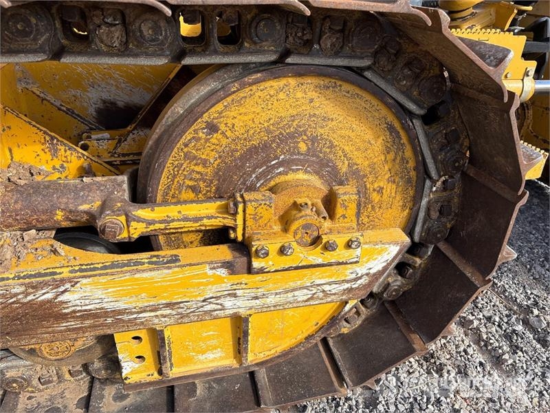 John Deere 450J LT Buldožerji goseničarji