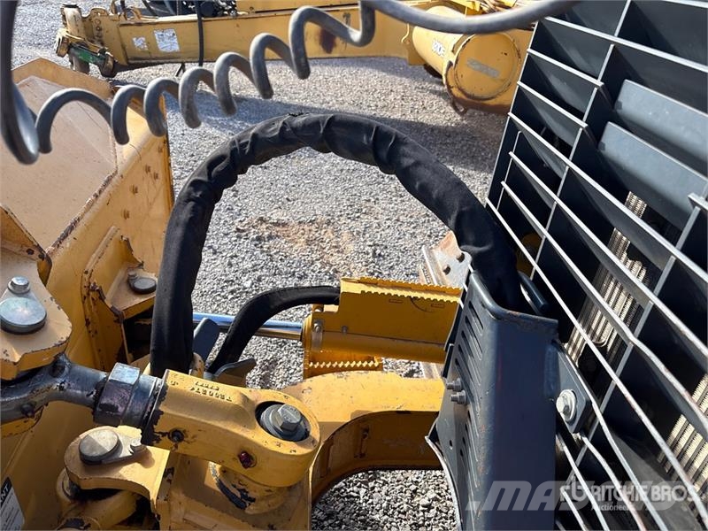 John Deere 450J LT Buldožerji goseničarji