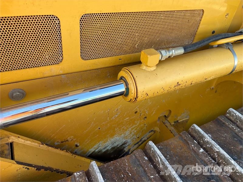 John Deere 450J LT Buldožerji goseničarji
