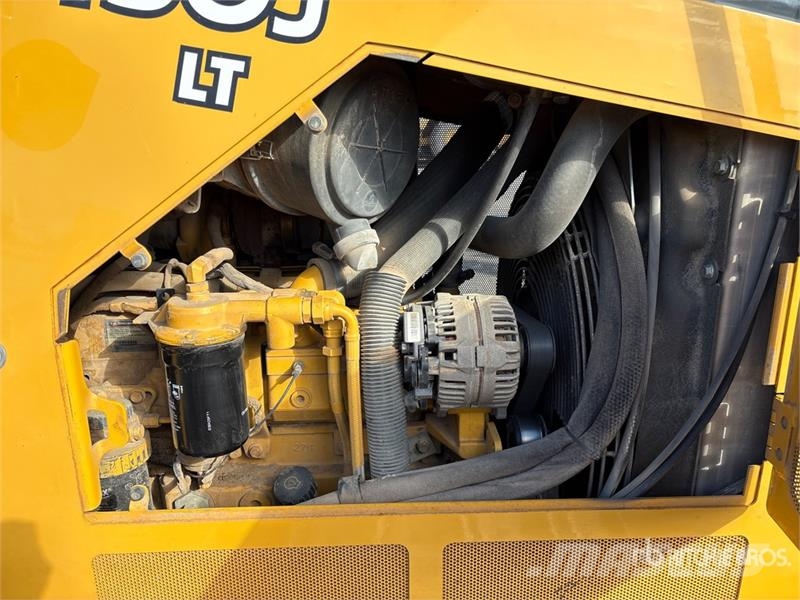 John Deere 450J LT Buldožerji goseničarji