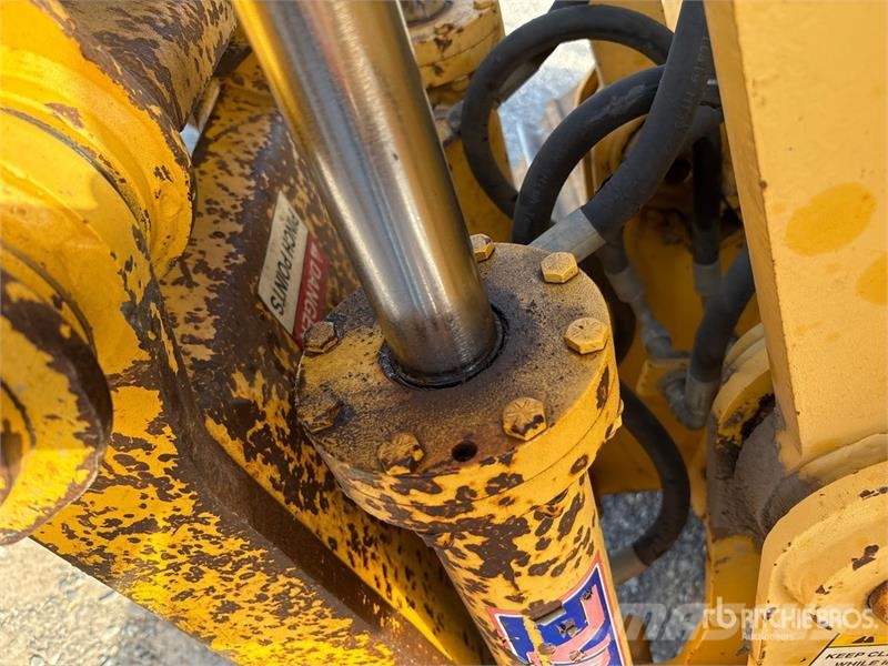 John Deere 450J LT Buldožerji goseničarji