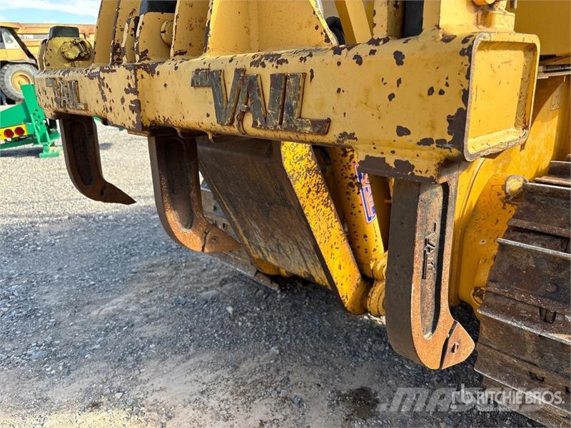 John Deere 450J LT Buldožerji goseničarji