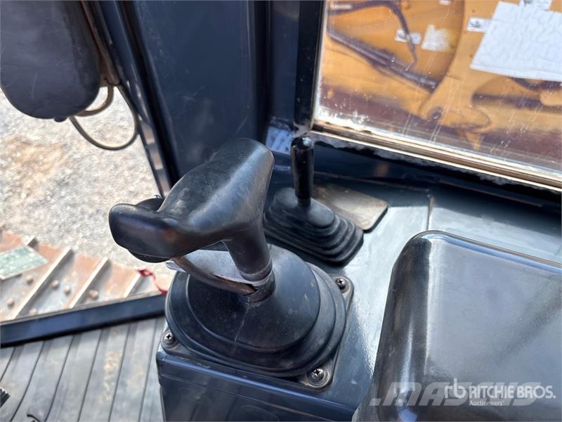 John Deere 450J LT Buldožerji goseničarji