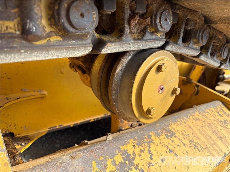 John Deere 450J LT Buldožerji goseničarji